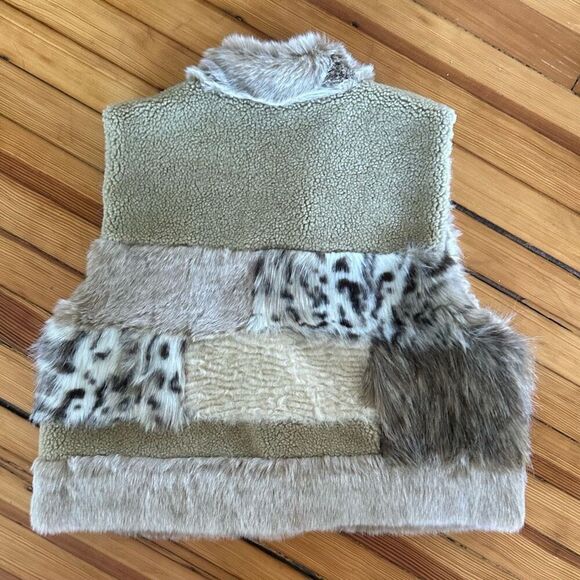 Anthropologie NWT Marlena Faux Fur Patchwork Waistcoast Vest Size L - Picture 3 of 7